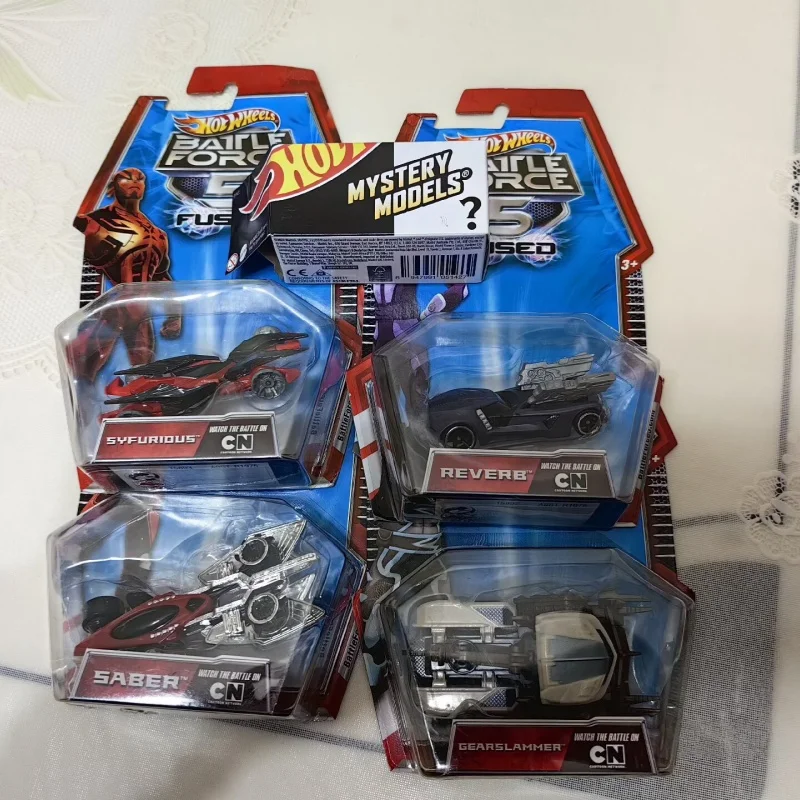 Фото В наличии: Hot Wheels Original Anime Force 5 Gearslammer Syfurious Saber Reverb Buster Tank — коллекционная модель танка, игрушка для фанатов, подарок №1