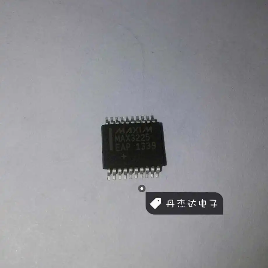 

30 шт. Оригинальный Новый Max SSOP20 MAX3225EAP