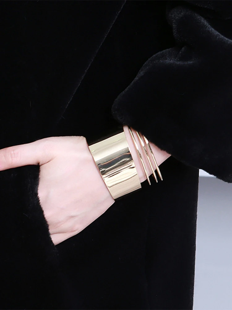 Nerazzurri Winter Fluffy Faux Fur Coat Women Colored Blue Black Gray Warm Furry Fake Rex Rabbit  Jacket Cocoon Korean Fashion