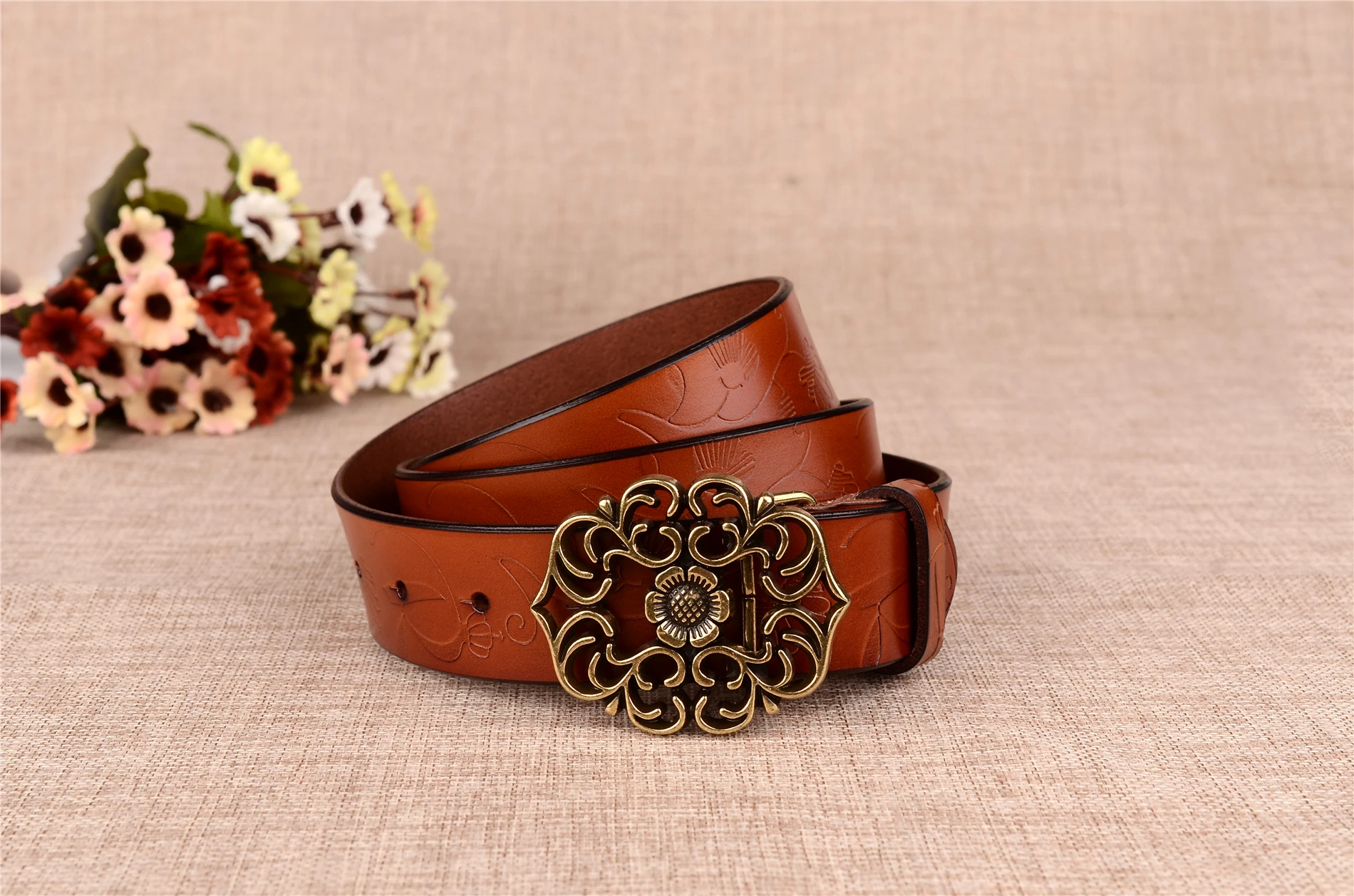 Latest Version Women's Belt Pure Cowhide Palace Antique Ladies Leather Retro Decoration Female's Fashion Alloy Buckle Belts