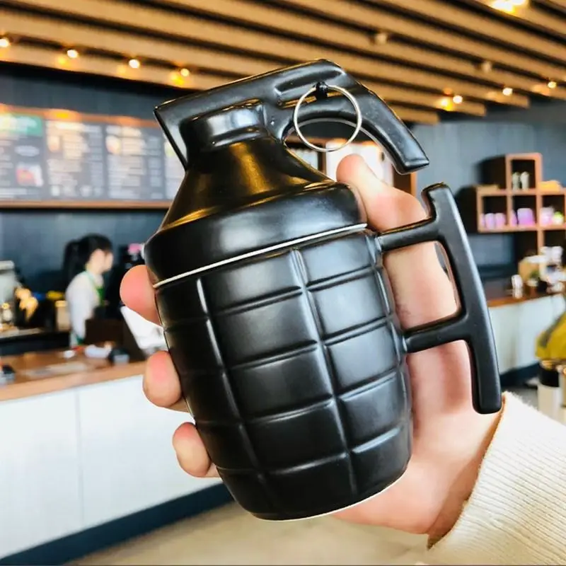 

Creative Grenade Cup with Lid Ceramic Mug military Enthusiast Office Coffee Cup Drinking Cup Personalized for Birthday Gift