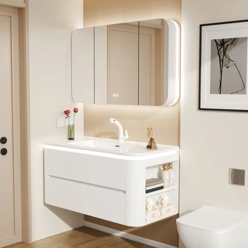 Шкаф для хранения в ванной комнате закрытый унитаз умывальник настенная аптека