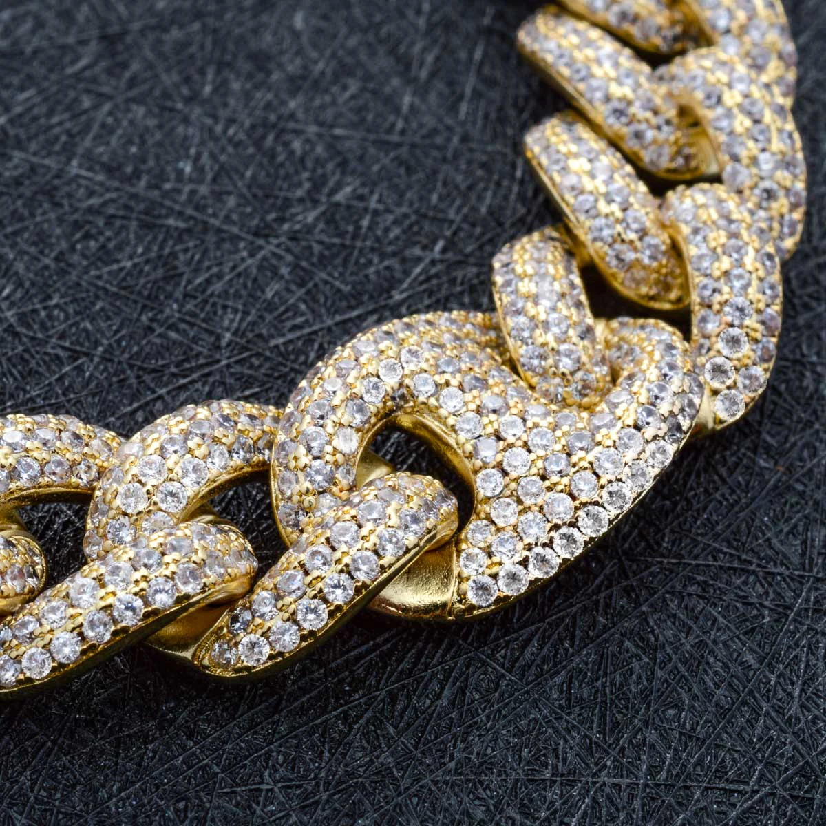 Charmoment Jewelry Hip Hop Men Bracelet Gold Color Cuban Link Chain Full Iced Out Miami Bangle For Punk Man Women Gift