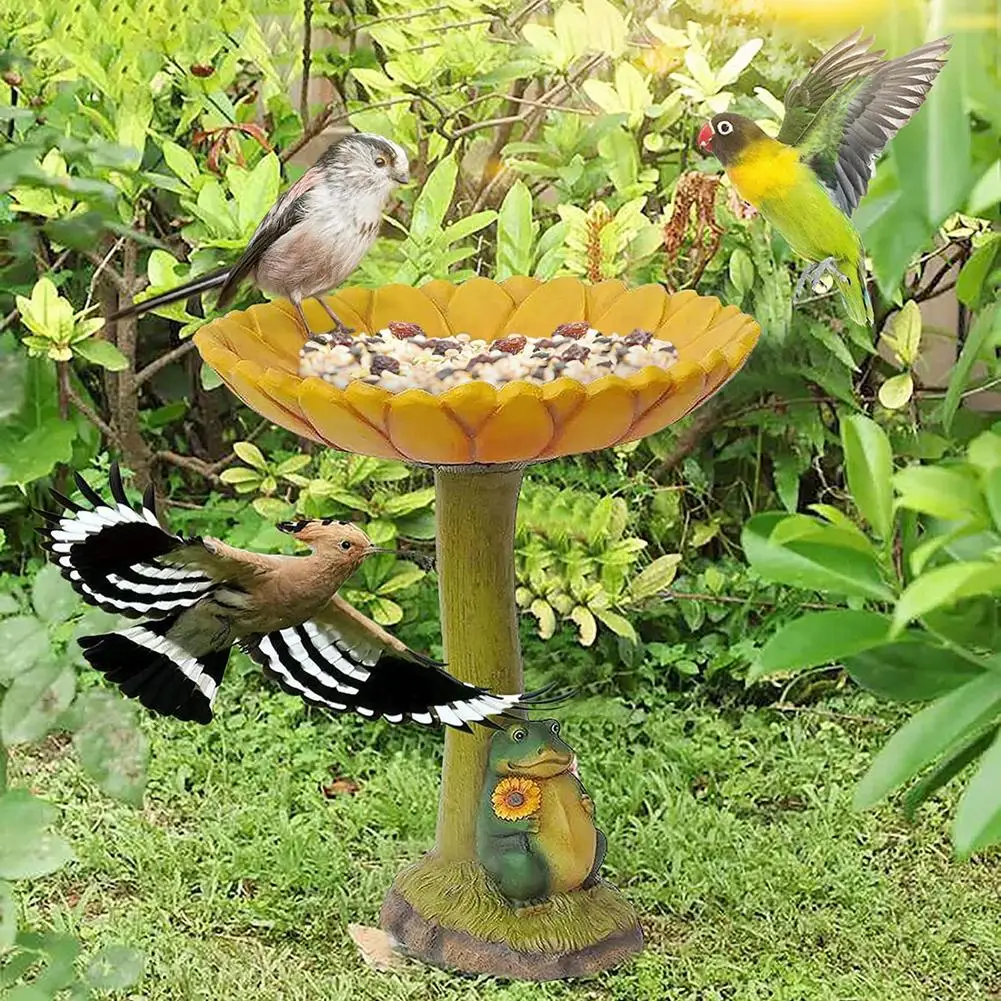 Outdoor Bird Bath Bowl Resin Rabbit And Frog Shape Craft Hummingbirds Water Feeder