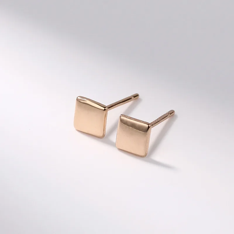 

Женские серьги-гвоздики геометрической формы, из серебра 925 пробы