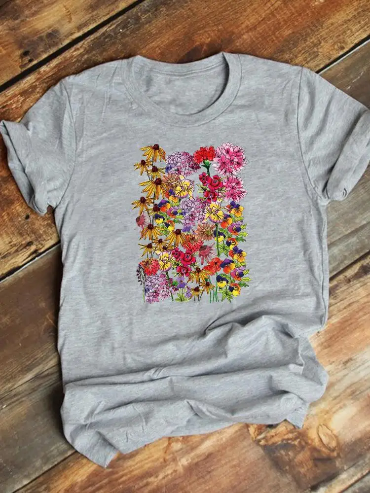 

Женская летняя футболка с коротким рукавом и цветочным принтом