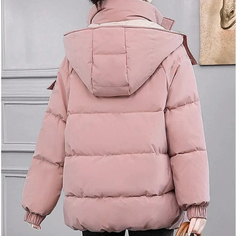 Рисунок 2 - Женское пуховое пальто из хлопка