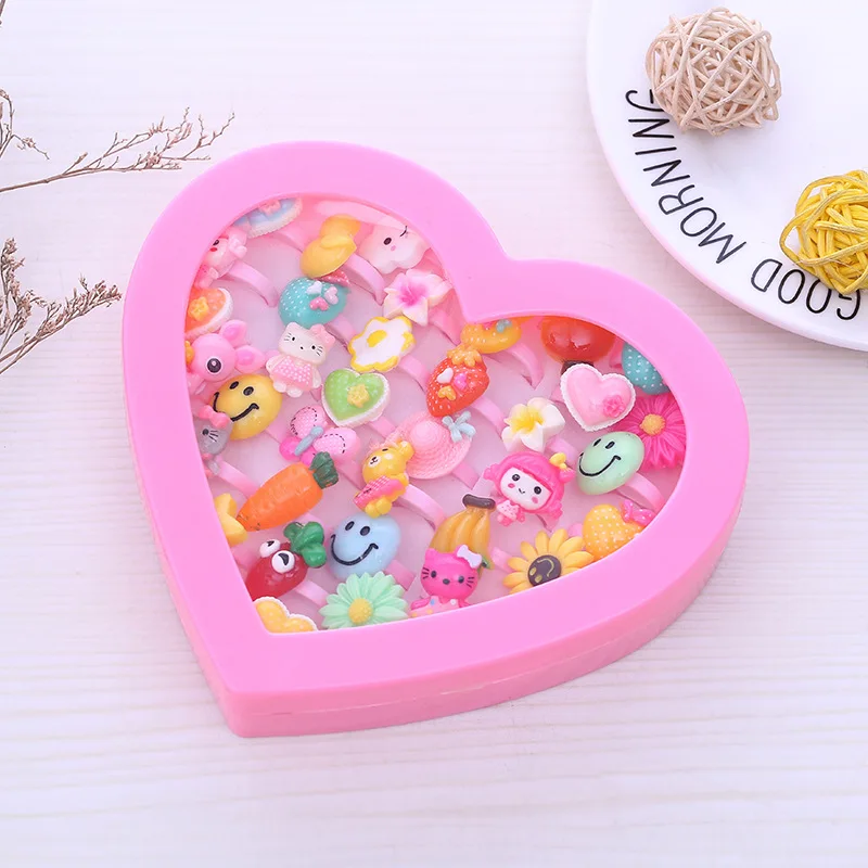 

2022 winter new popular Korean children's baby jewelry fruit ring set little princess first jewelry cartoon plastic ring