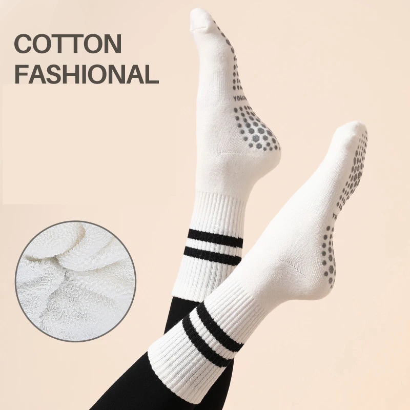 Women's Non Slip Yoga Socks with Grips Cotton Mid Calf Long Warm  breathable Pilates Dance Fitness Sports Socks Outdoor Fitness