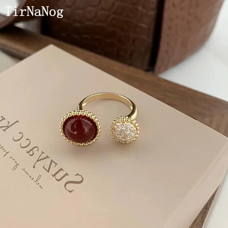 

2023 New French Style Restoring Ancient Ways Inlay Zircon Ring Fashion Simple Color Matching The Cat's eye Index Finger Ring