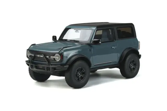 

Литой автомобиль HeyToys GT Spirit 1/18 Ford Bronco, первая модель из 2021 года в области 51 синий GT359, игрушечный автомобиль