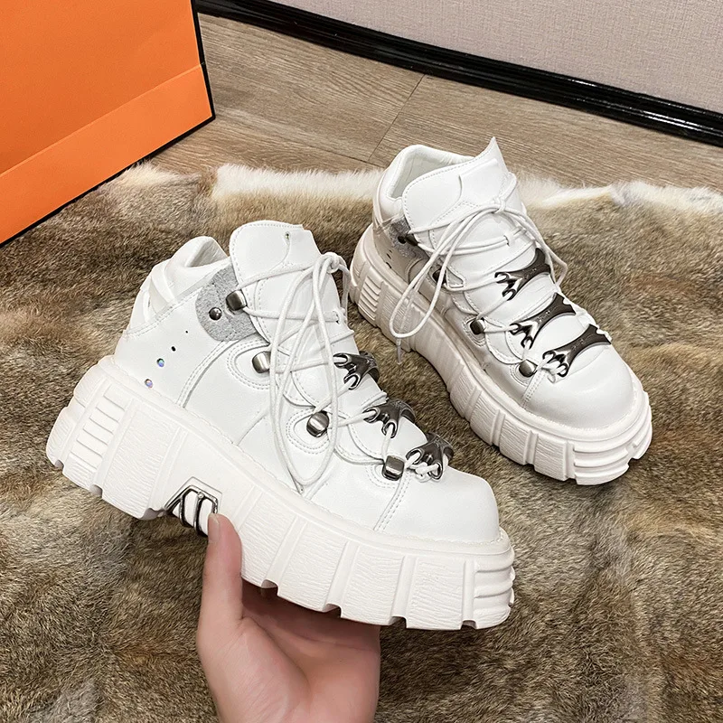 

Platform Ankle Boots Shoes for Women's Chunky Chelsea Goth Boots Punk Style Sneakers Metal Decoration Motorcycle Botas New Rock