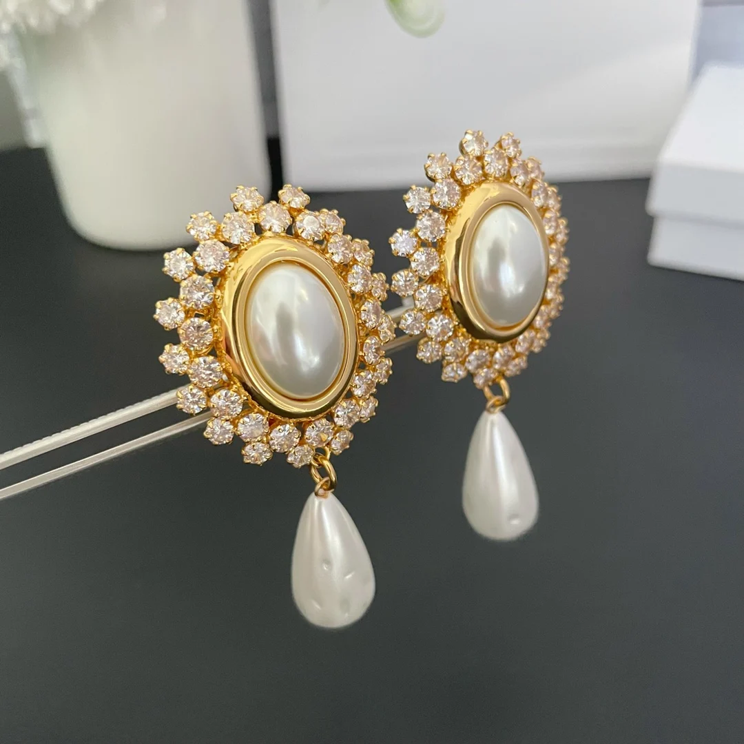 

New Fashion Gold Silver Large Crystal Pearl Ear Clip Women European American Design Luxury Jewelry