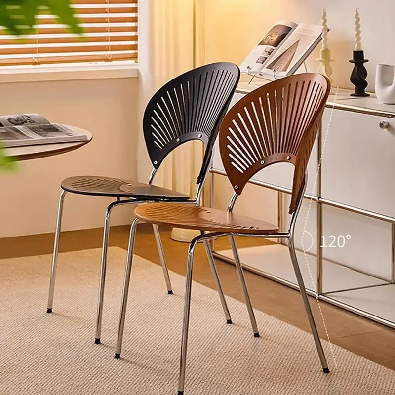 Скандинавский деревянный стул красный