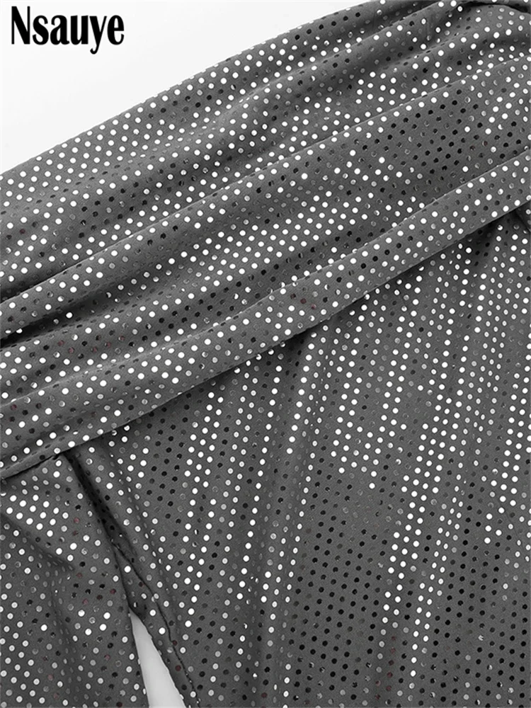 Женское облегающее платье с длинным рукавом