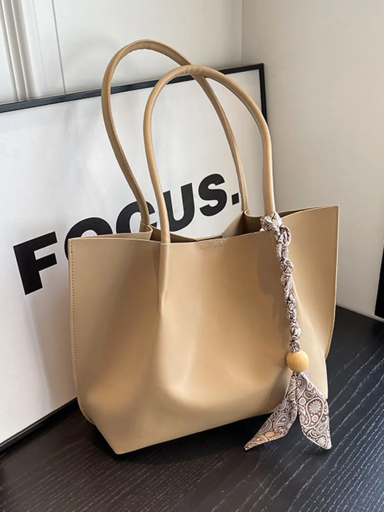 

Retro Large Capacity Solid Color Shoulder Bags For Women Tote Bag 2023 Winter PU Leather Lady Vintage Handbags And Purses