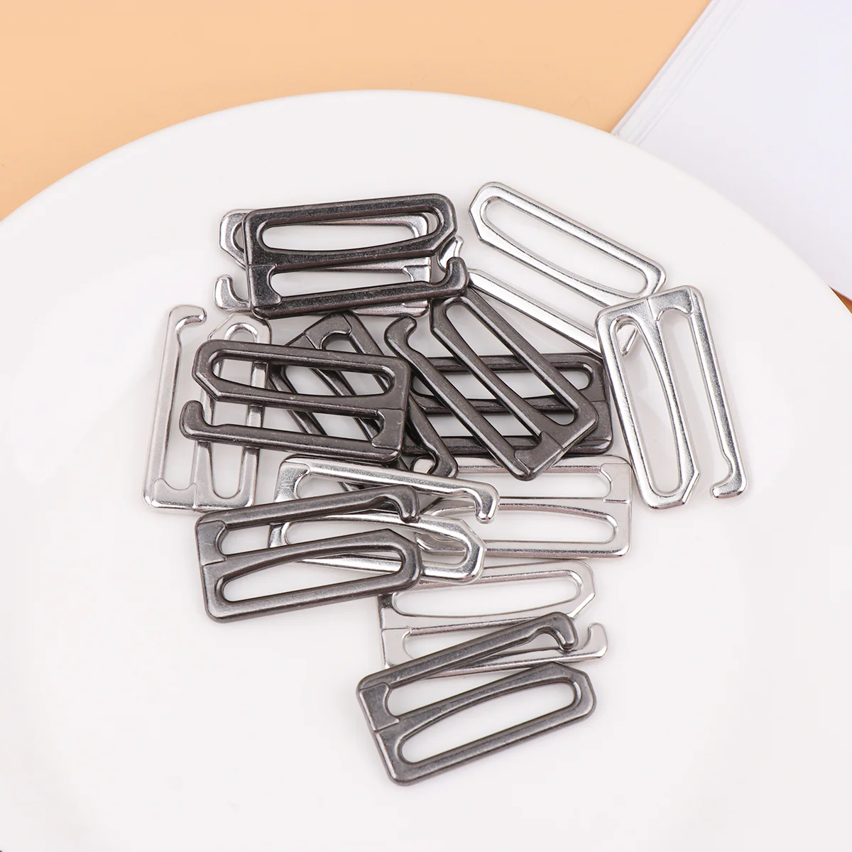 

30 Pcs Metallic Bathing Suit Shoulder Belt Buckle Strap 3.3*1.6cm Adjustment Slides Non-