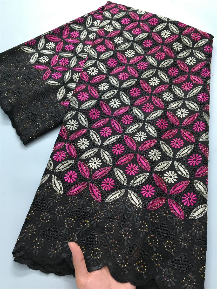 Швейцарское кружево с камнями 2.5 ярда