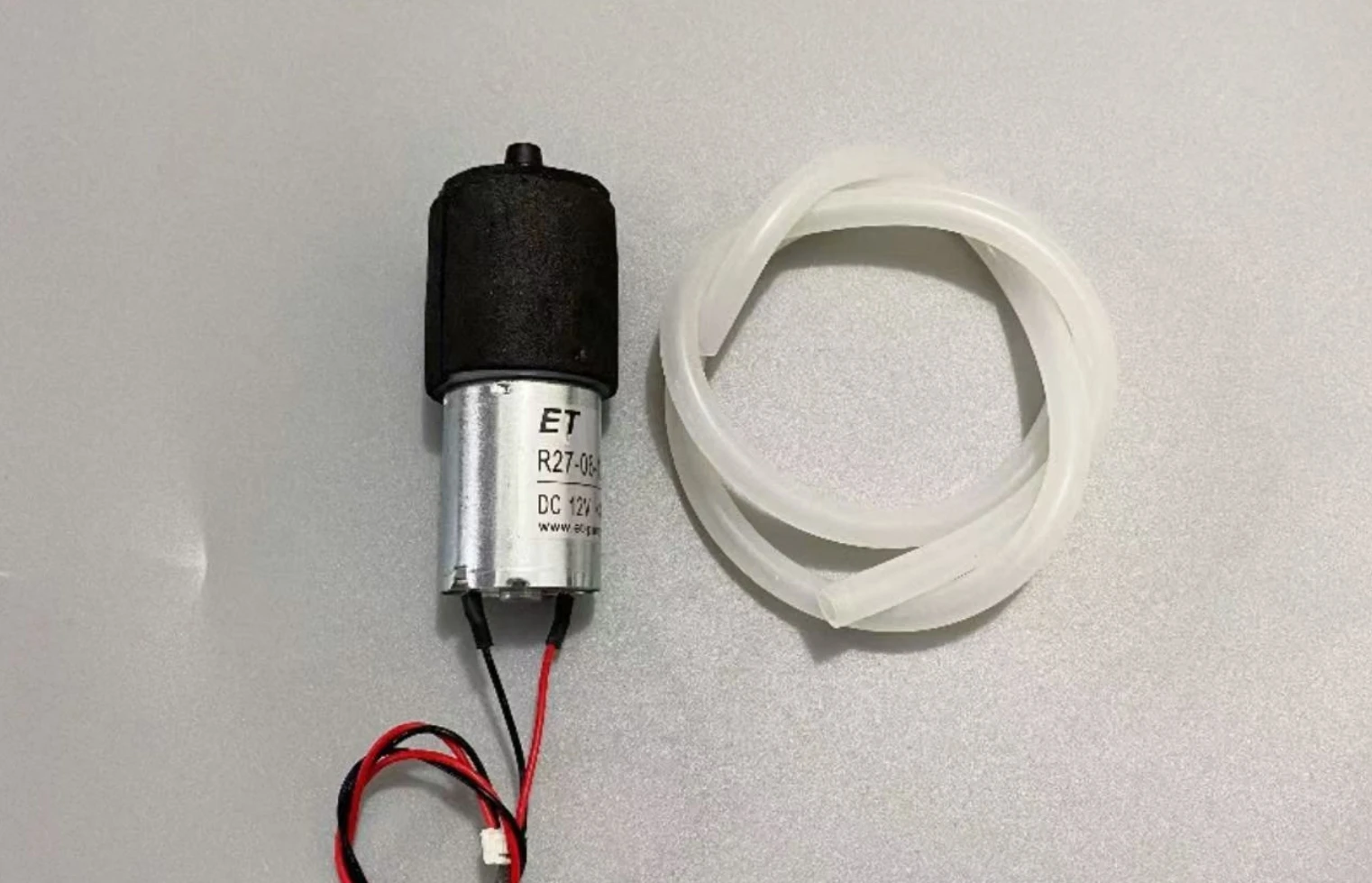 

Dreame L20 Ultra_S2253 L20 Ultra_S2394 L20/L30 Ультра канализационный насос/прозрачный водяной насос/водяной насос DC12V 4W ED 100% ET27-06-12-800-2.5