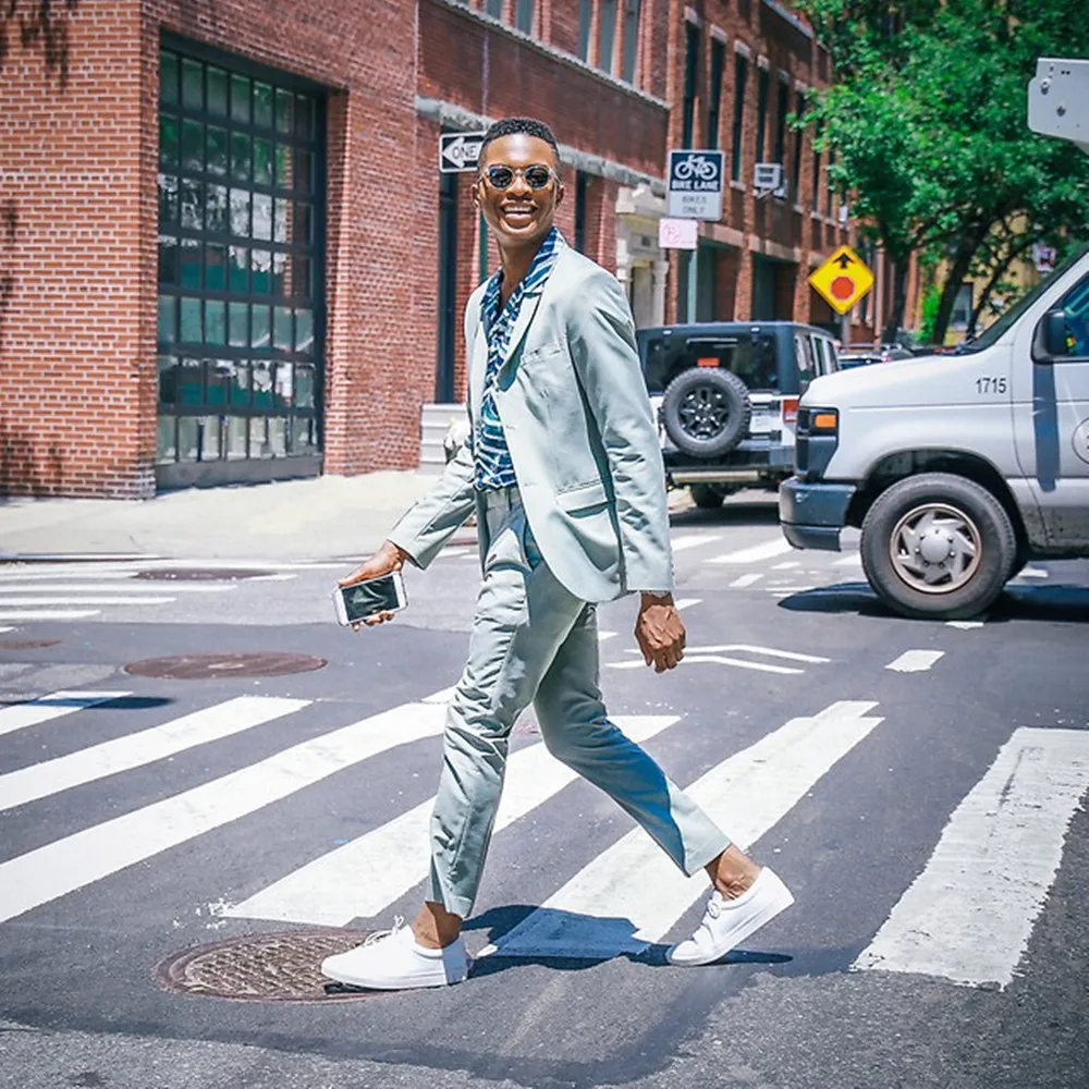 

Светильник-голубой 2022 высококачественный однобортный мужской костюм на заказ смокинг для жениха индивидуальный костюм для мужчин из двух ...