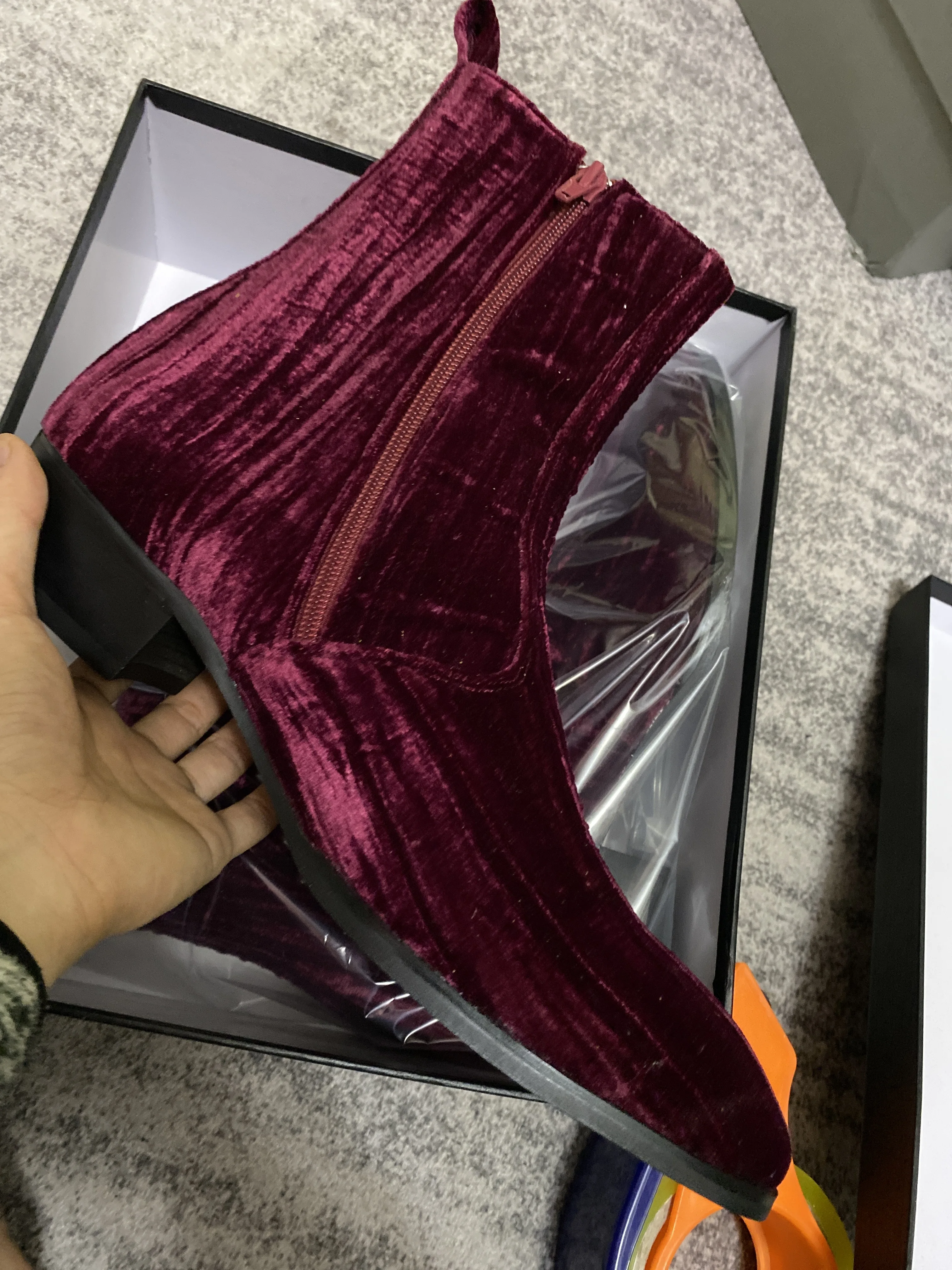 Мужские свадебные ботинки ручной работы с пиликом пальца винно-красного бархата