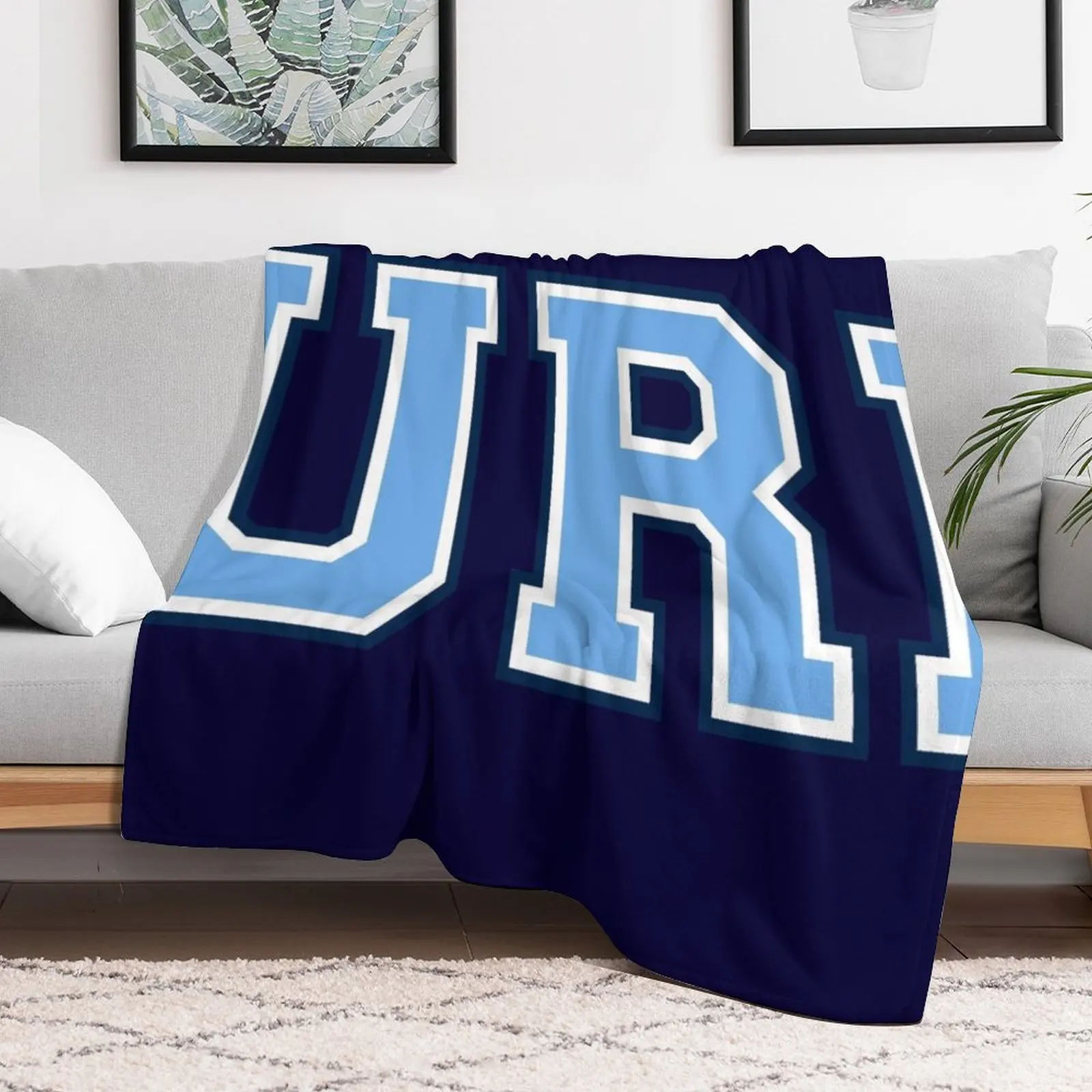 Voi - шрифт колледжа Плед Покрывало Пледы для перемещения