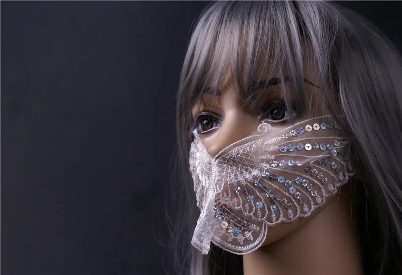 маска "бабочка". маска с вуалью на лицо. кто был в маске мотылька. кто был в маске мотылька. новогодняя маска бабочка.