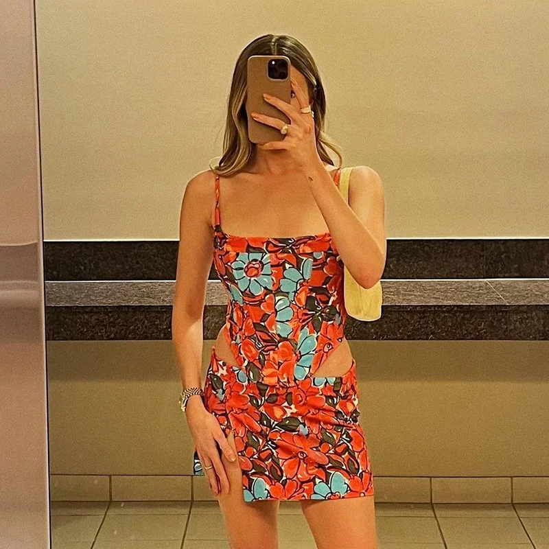 

Zoctuo Flower Print Outfit 2 Delicate Set Lace Up Sleeveless Backless Crop Top Side Slit High Waist Bodycon Mini Skirts Suits
