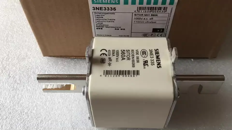 

630A 1250V Electronic Parts 170M6205 fuse and relay box