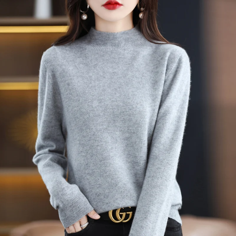 Женский осенне-зимний вязаный свитер с воротником-хомутом модный однотонный