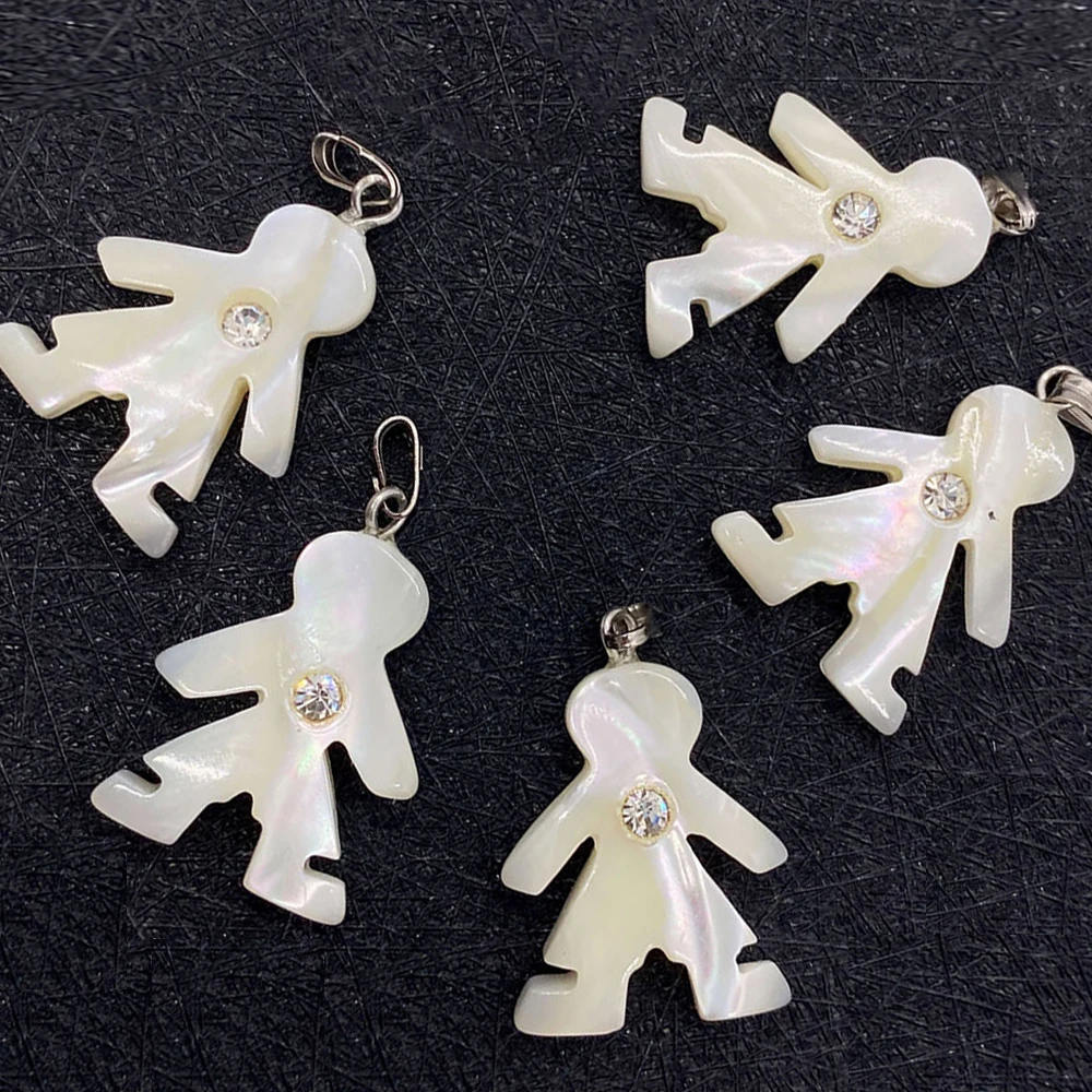 

1pc Natural White Butterfly Shell Mother-of-Pearl Pendant Humanoid Shell Pendant Charms for Jewelry Making DIY Necklace Earring