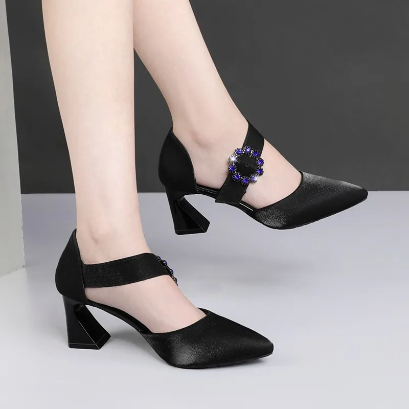 

Women Sexy Blue Silk Pumps Fashion Pointed Toe Crystal Buckle Banquet Woman Pumps Shoes Dress Wedding Party High Heel Shoes