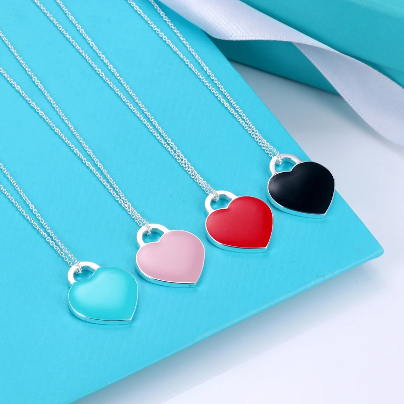 

Classic Enamel Heart Necklace Colored Heart ladies Clavicle Chain Valentine's Day Anniversary Jewelry Accessory Gift