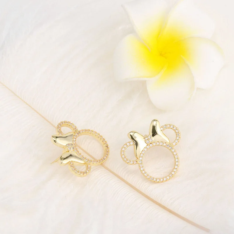 

Exquisite Fashion Cute Cartoon Diamond Studded Mickey Mouse Gold Earrings Simple IC Small Fresh Creative Earrings Jewelry