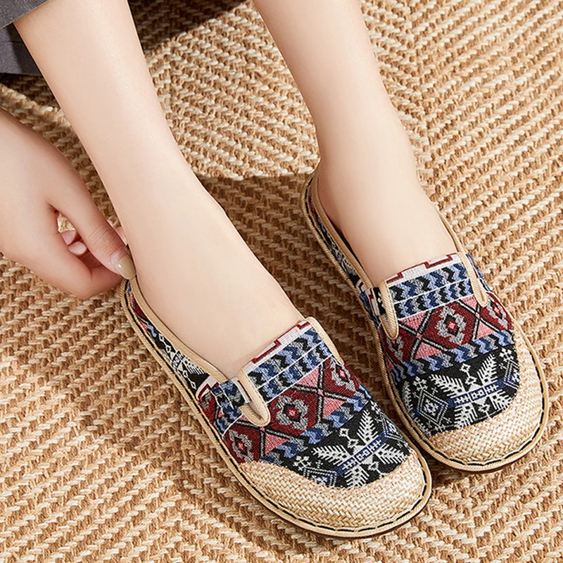 Ethnic Embroidery Women Slipper Summer Linen Flat Shoe Wedge Baotou Outdoor Slides Soft Sole Straw Sandals Ladies Slip-on Muller