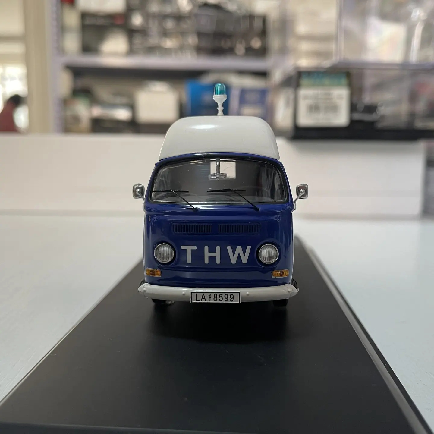 Модель грузовика Schuco T2A THW Taucher из литого сплава, масштаб 1:43, классика, ностальгия, подарки для взрослых, сувенир, статическая модель для демонстрации (art.: 3920d7e120ed3) - 3920d7e120ed3