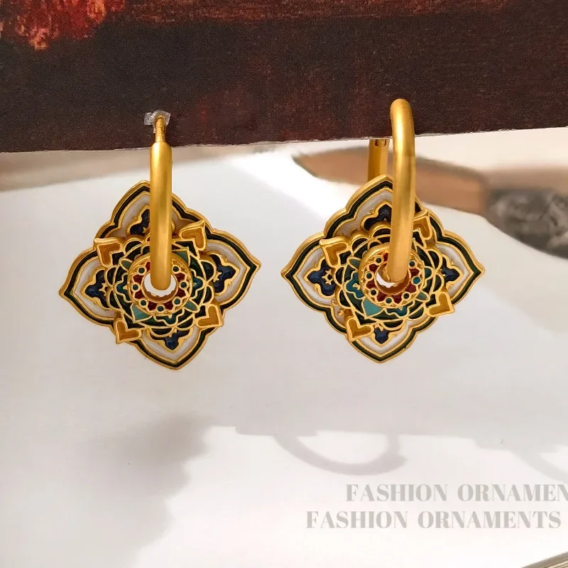 Оригинальные нишевые серьги в стиле суда с цветными блоками модные новые