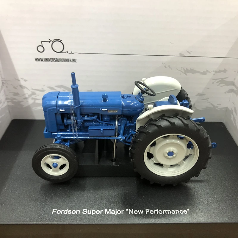 

Uh Fordson Super Major Die Cast 1:32 Scale Tractor Alloy Agricultural Vehicle Simulation Model Blue White Collectible Gift 4880