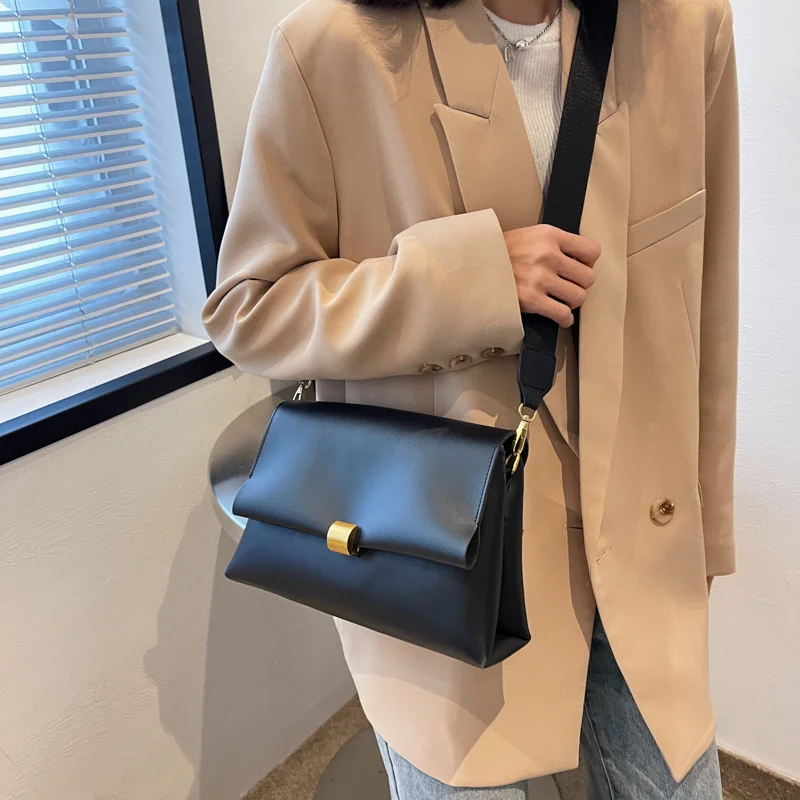 

Top quality crossbody bags for woman pure color large capacity leather wide handle handbag shoulder simple design shoulder
