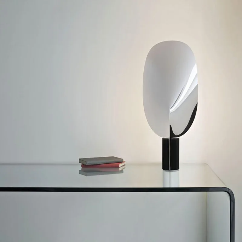 

Nordic designer desktop decoration table lamp modern metal leaf bedroom bedside lamps living room metal minimalist desk lamp