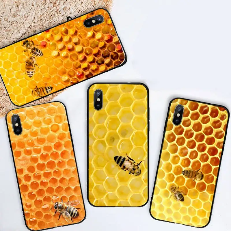 

Bumble Bee Honeycomb pattern Phone Case For iphone 12 11 13 7 8 6 s plus x xs xr pro max mini