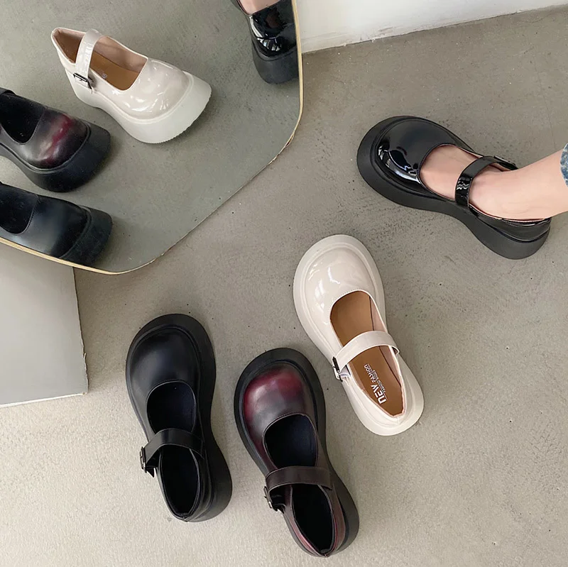 

Lolita Shoes Women Mary Janes Shoes Round Toe Flat on Platform Shoes Girls Student Thick Sole Leather Princess Shoes Wihte