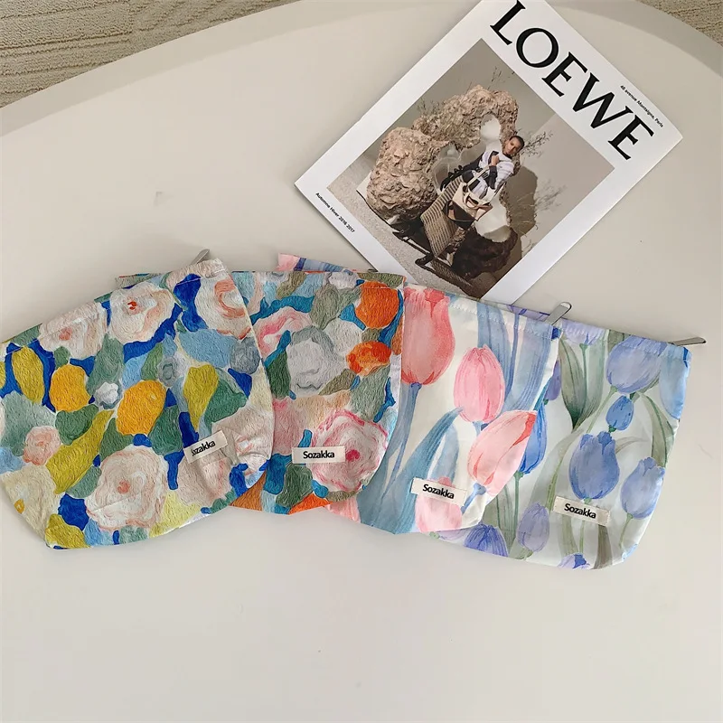 

Корейская модная Цветочная дорожная косметичка, женская сумка для хранения косметики, клатч для телефона, карандаш, женская сумка-Органайзер