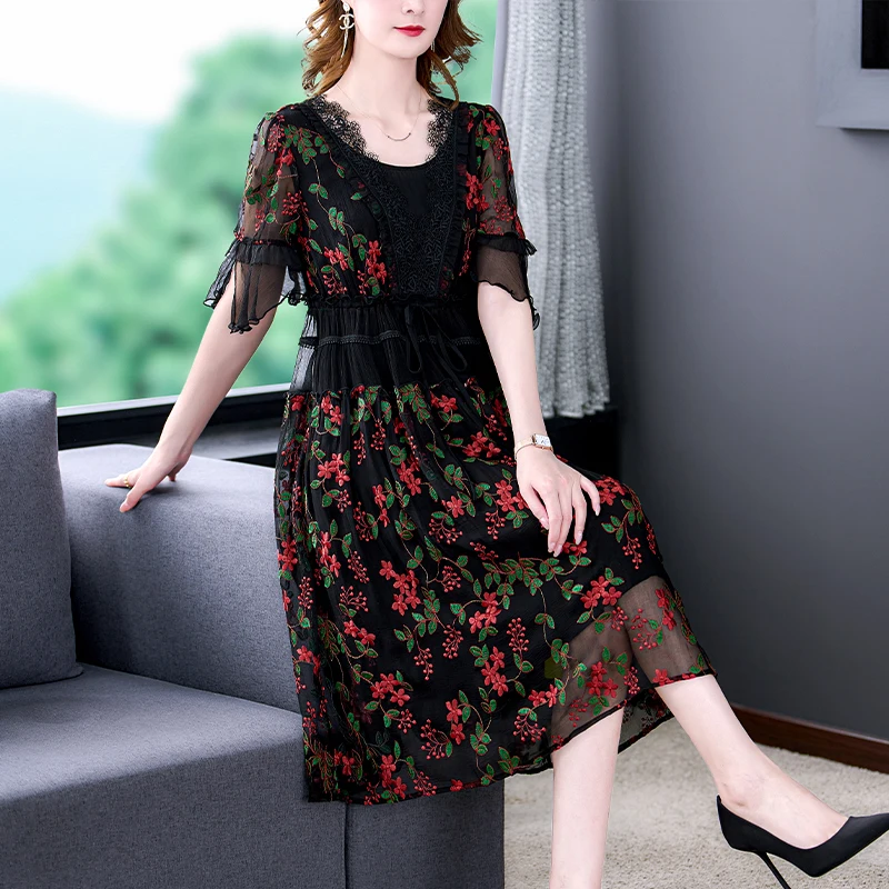 

Fashion Elegant Embroidered Mesh Dress Women 2022 New Summer Loose Tight Over Knee Swing Skirt Casual Party Clothing Vestidos