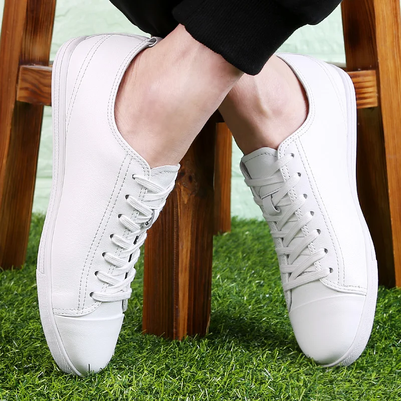 Men White Flats Casual Genuine Leather Moccasins Handmade Men's Shoes Simple Outdoor Leisure Loafers Man Sneakers New Big Size