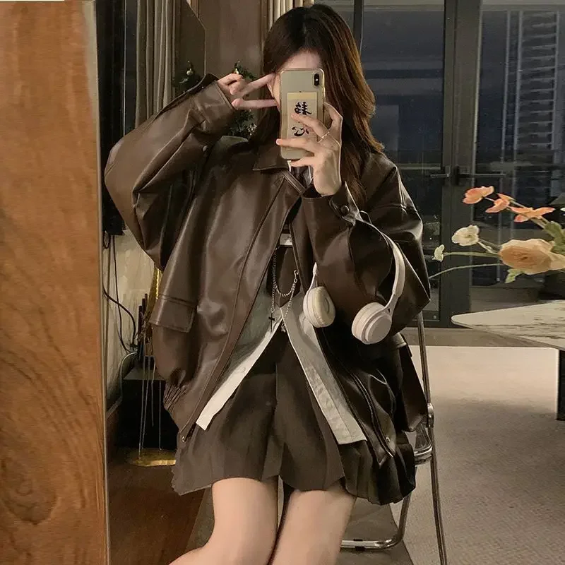 Фото 2024 Fashion Autumn Ladies High Street Outerwear Women Pu Leather Wine Red Jacket Casual Lapel Zipper Long Sleeved Short Coats №2