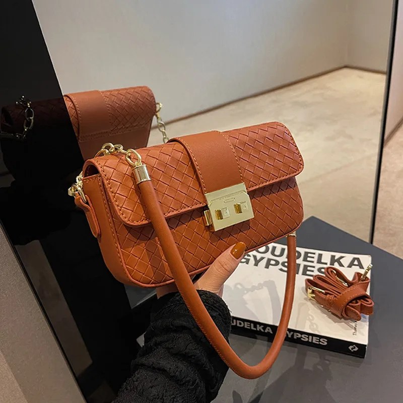 

Ladies High Quality Metal Lock Shoulder Bag Niche Luxury Brand Woven Design Handbag Women Elegant Messenger Bag