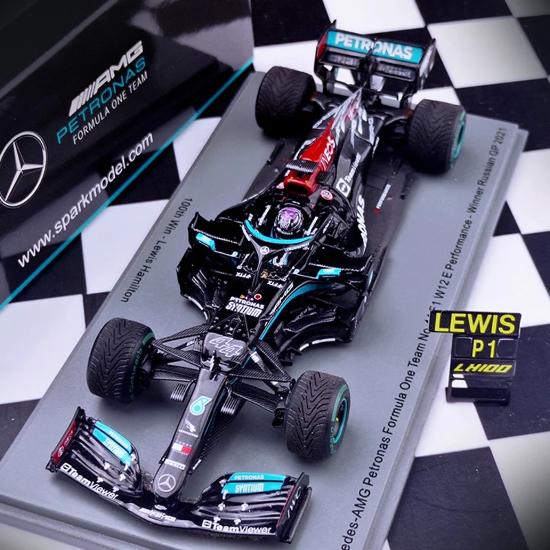 

1/43 Resin Simulation Car Model Spark 2021 Russian Station Hamilton High-end Collection Ornament Gift