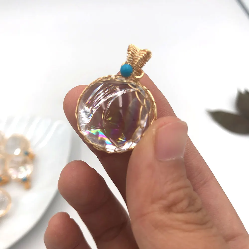 

Радужный прозрачный дымчатый кварцевый шар 15-20 мм