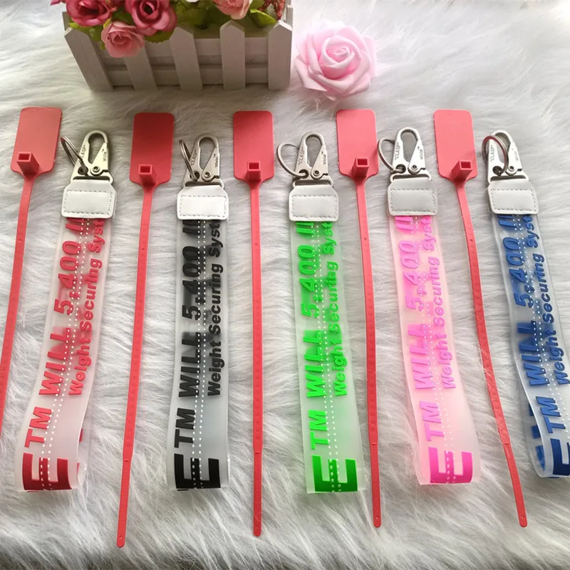 

Off Fashion Yellow And White Colour Keychain European And American Trend Brand Jeans With Wrist Camera Lanyard Key Ring Gift